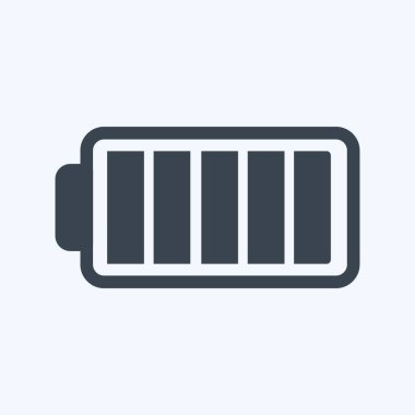 Yumuşak mavi arkaplanda izole edilmiş modaya uygun kabartma biçiminde Tam Batarya Simgesi