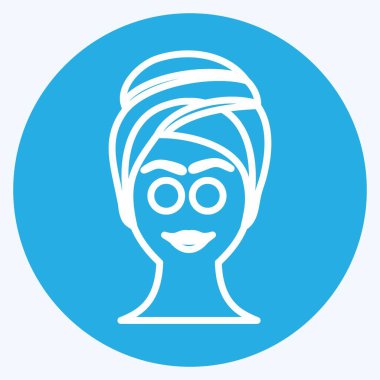 Modayı takip eden mavi gözlü yüz simgesi maskesi yumuşak mavi arkaplanda izole edildi