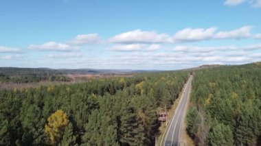 Baykal üzerinde sonbahar hava görüntüleri. Sibirya