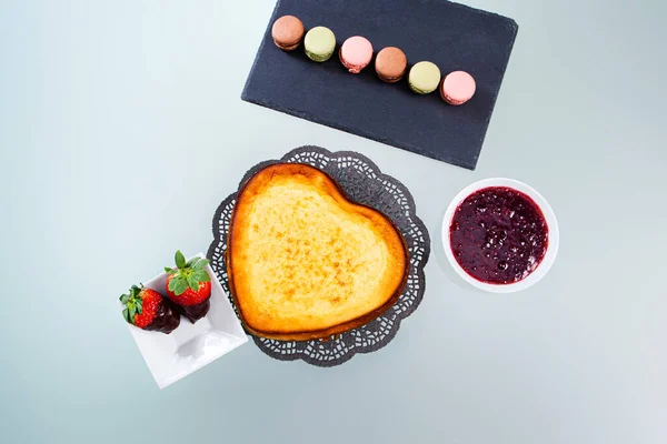 Top View Heart Shaped Cheesecake Base Mold Ingredients Decorate Copy — Stock Fotó