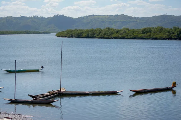 Canoes Boats Docked Bank Grand Paraguacu River Located Brazilian State — Stock Photo, Image