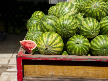 Sao Joaquim fuarında satılacak sağlıklı ve renkli meyveler. Salvador, Bahia, Brezilya.   