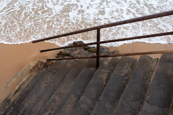 Escada Cimento Com Corrimão Ferro Que Desce Até Praia Rio — Fotografia de Stock