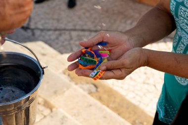 Salvador, Bahia, Brezilya - 4 Ocak 2019: 2019 'un ilk Cuma gününü Igreja do Senhor do Bonfim' de kutluyoruz.