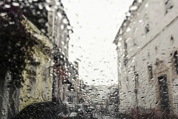 Nat Glas Auto Binnen Uitzicht Straat Met Gebouwen Huizen Salvador — Stockfoto