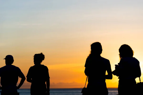 Salvador Bahía Brasil Noviembre 2021 Silueta Grupo Personas Disfrutando Puesta — Foto de Stock