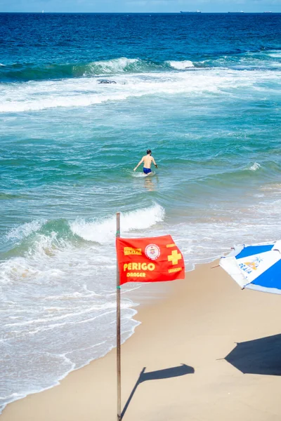 Salvador Bahia Brazilië Augustus 2021 Gevarenborden Farol Barra Strand Braziliaanse — Stockfoto