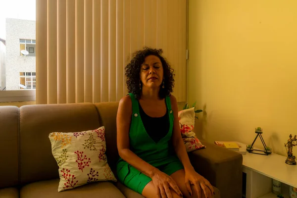 Woman Sitting Sofa Home Her Eyes Closed Meditating Salvador Bahia — Foto Stock