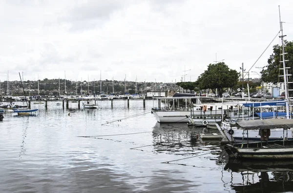 Salvador Bahia Brazil January 2015 Fishing Tour Boats Moored Beach — Stockfoto