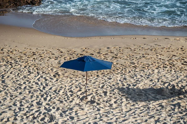 Солнечный День Пляже Сильным Солнцем Пляж Пасиенсия Сальвадоре Бахия Бразилия — стоковое фото