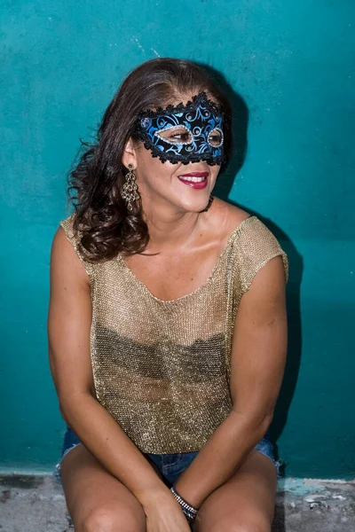 Porträtt Kvinna Med Venedigs Karnevalsmask Salvador Bahia Brasilien — Stockfoto