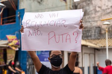 Salvador, Bahia, Brezilya - 3 Temmuz 2021: Brezilya Cumhurbaşkanı Jair Bolsonaro 'nun Salvador kentindeki hükümetini protesto etti.