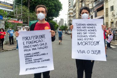 Salvador, Bahia, Brezilya - 3 Temmuz 2021: Brezilya Cumhurbaşkanı Jair Bolsonaro 'nun Salvador kentindeki hükümetini protesto etti.