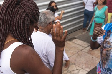 Salvador, Bahia, Brezilya - 28 Aralık 2018: Senhor do Bonfim Kilisesi 'nde yılın son Cuma gününü kutluyoruz.    