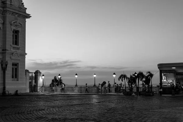 People Enjoying Nightfall Praa Tome Souza Postcard Historic Center Salvador — Stock Photo, Image