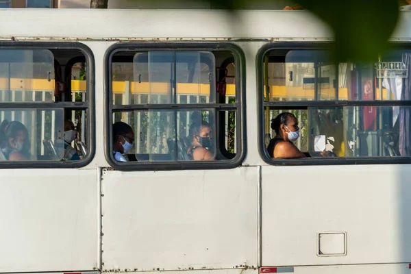 Salvador Bahia Brasile Ottobre 2020 Persone All Interno Dell Autobus — Foto Stock