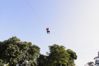 Rappel uygulayıcısı aşırı ve tehlikeli marbalizm yapıyor. Salvador Bahia Brezilya.