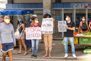 Salvador, Bahia, Brezilya - 29 Mayıs 2021: protestocular Salvador kentinde Başkan Jair Bolsonaro hükümetini protesto ettiler.