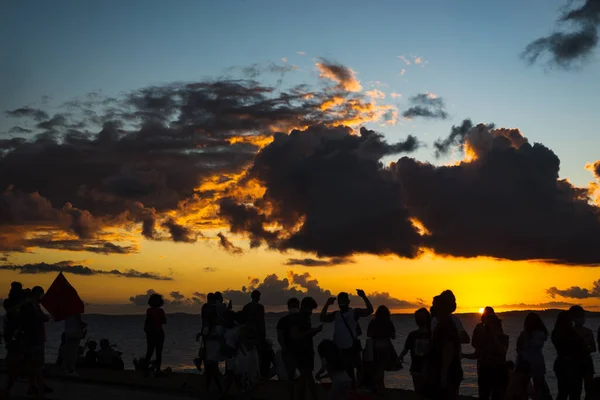 Salvador Bahia Brazilië Juni 2021 Dramatische Zonsondergang Met Donkergele Wolken — Stockfoto