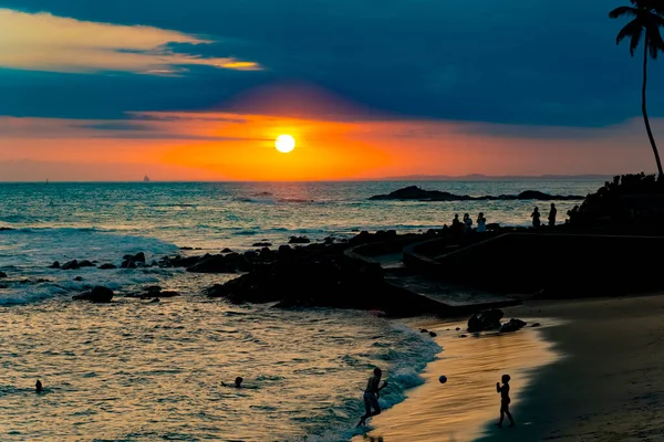 Dramatyczny Pomarańczowy Zachód Słońca Plaży Ondina Salvador Bahia Brazylia — Zdjęcie stockowe