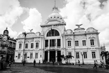 Salvador, Bahia, Brezilya - 16 Ocak 2015: Bahia hükümetinin eski konumu olan Palacio Rio Branco 'nun ön görünümü. 1919 'da inşa edilen tarihi bina..