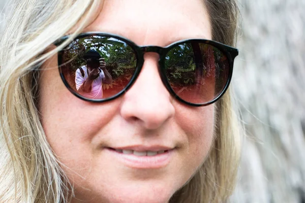 Closeup Woman Face Wearing Sunglasses Maragogipinho Bahia Brazil — Foto de Stock