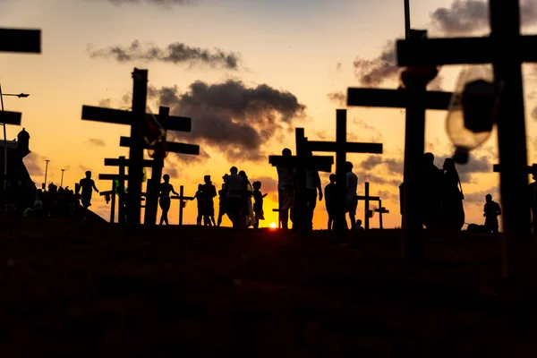 Salvador Bahia Brazílie Října 2021 Silueta Lidí Křížů Upevněná Zemi — Stock fotografie