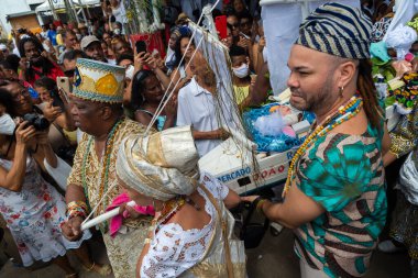 Brezilya 'nın Bahia kentindeki Santo Amaro da Purificao kentindeki bir terreiro' da dini bir kutlama sırasında Candomble dininin üyeleri görülüyor..