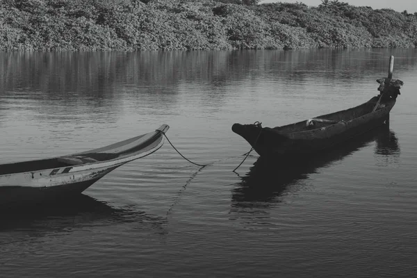 Canoe Barche Attraccate Sul Fiume Jaguaripe Maragogipinho Città Aratuipe Bahia — Foto Stock