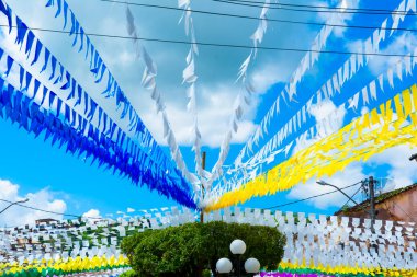 Cachoeira, Bahia, Brezilya - 26 Haziran 2019: Sao Joao partisi için şehir dekorasyonu, Cachoeira şehri, Bahia.
