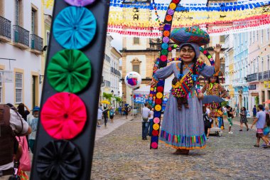 Salvador, Bahia, Brezilya - 20 Haziran 2019: Pelourinho 'da Sao Joao Festivali için dekorasyon, Salvador Tarihi Merkezi, Bahia.