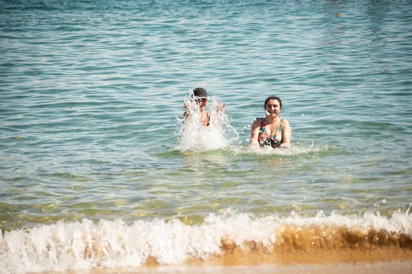 Two Women Splashing Water Beach Porto Barra Salvador Bahia — Stockfoto