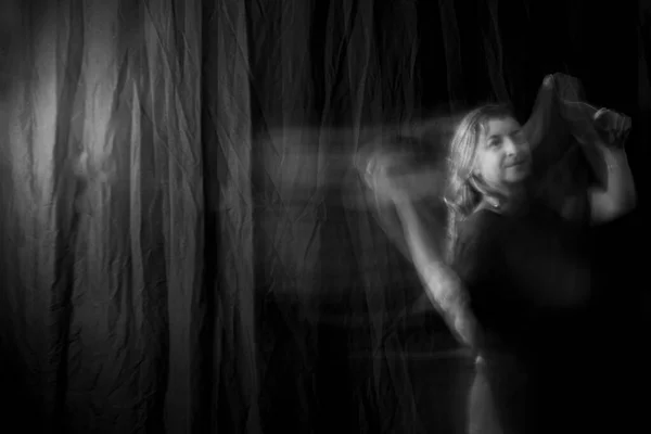 Time Lapse View Woman Moving Rag Long Exposure Motion Blur — Zdjęcie stockowe