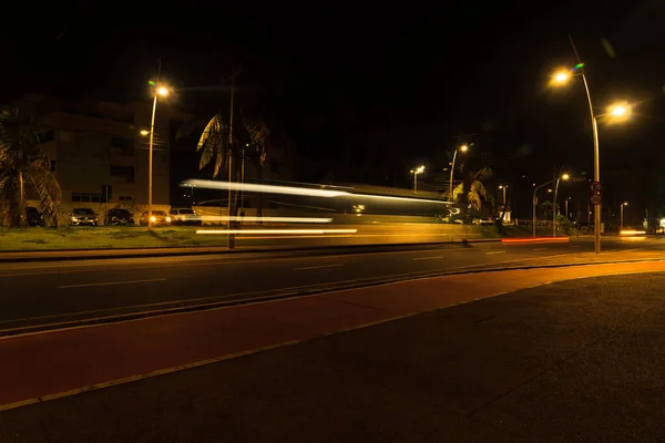 Colorful Light Trails Motion Blur Effect Bus Long Time Exposure — Stockfoto