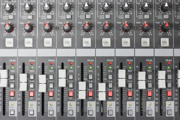 Mezclar Audio Para Reuniones Con Múltiples Botones Para Una Buena —  Fotos de Stock