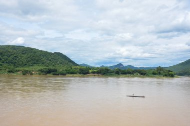 natural scenery mountains rivers sky
