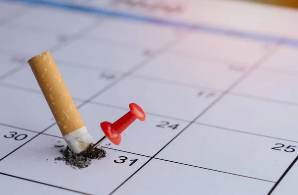 Pin Cigarro Quebrado Calendário 31Th Maio Para Mundo Nenhum Conceito — Fotografia de Stock