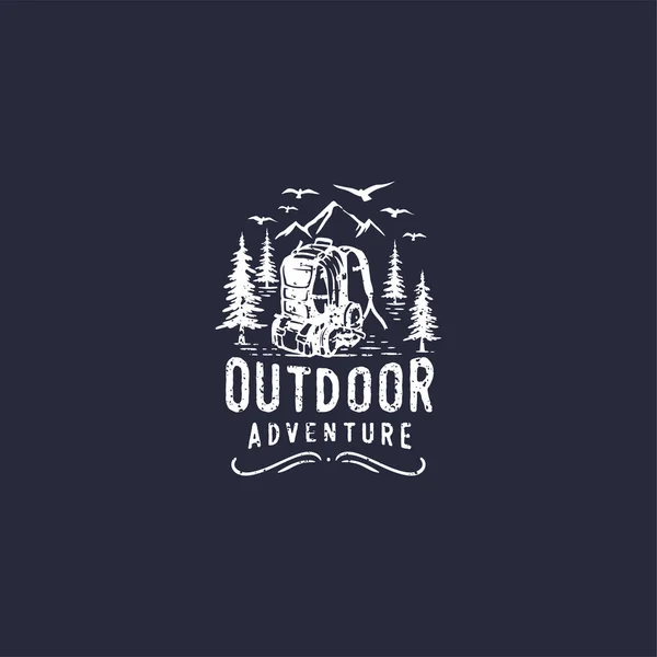 Design Des Camping Und Outdoor Vektor Logos — Stockvektor