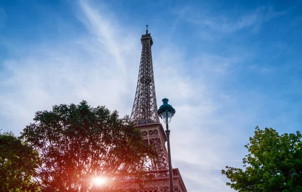 Wieża Eiffla Symbol Paryża Skopiuj Miejsce Tekst — Zdjęcie stockowe
