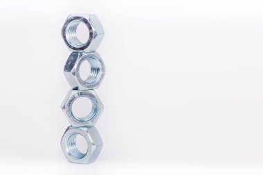 Sürgüden yapılmış bir kule.