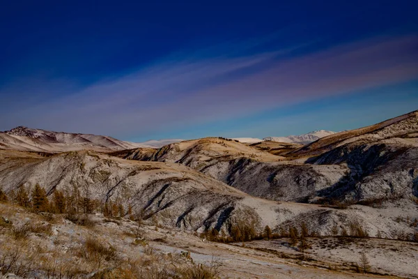 Nascer Sol Sobre Montanhas — Fotografia de Stock