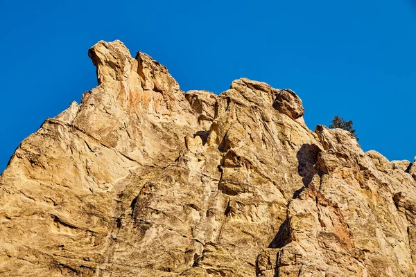 Részlet a nagy barna szikla hegyek — Stock Fotó