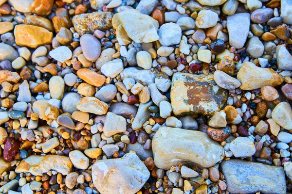 Renkli ve parlak çakıl taşlarının karışımı. — Stok fotoğraf