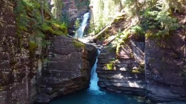 Coloradoslar en iyi gizli geçit ve şelaleler saklanır.