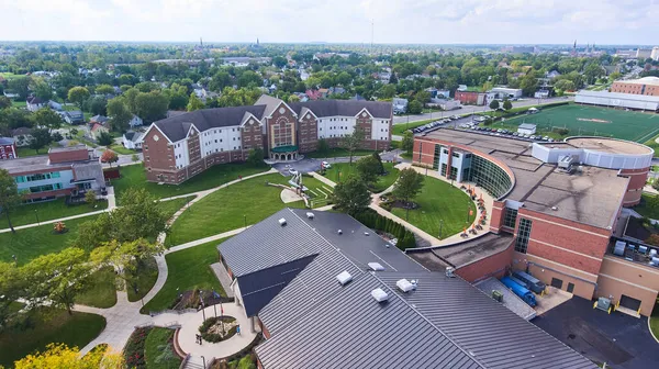 Aerial over college campus Indiana Tech in Indiana — Stock Photo, Image