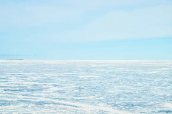 Vista de ponte de Mackinaw de lago congelado no inverno — Fotografia de Stock