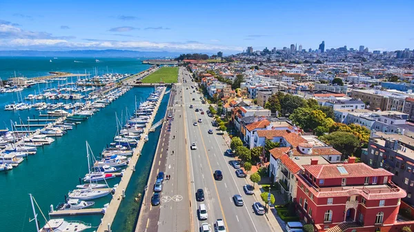 Obraz Aerial Nad Portem Kolorowych Domków Plaży San Francisco Kalifornia — Zdjęcie stockowe