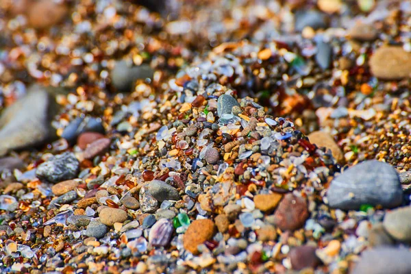 Imagem Detalhe Praia Cheia Peças Vidro Coloridas Brilhantes — Fotografia de Stock