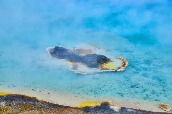 Kép Részlet Hatalmas Gejzír Kráter Tavasz Medencék Kék Gőz Yellowstone — Stock Fotó