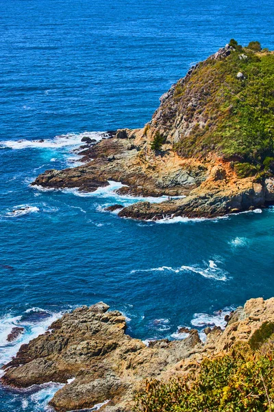 Immagine Cove Sulla Costa Scogliere Dell Oceano Durante Primavera — Foto Stock